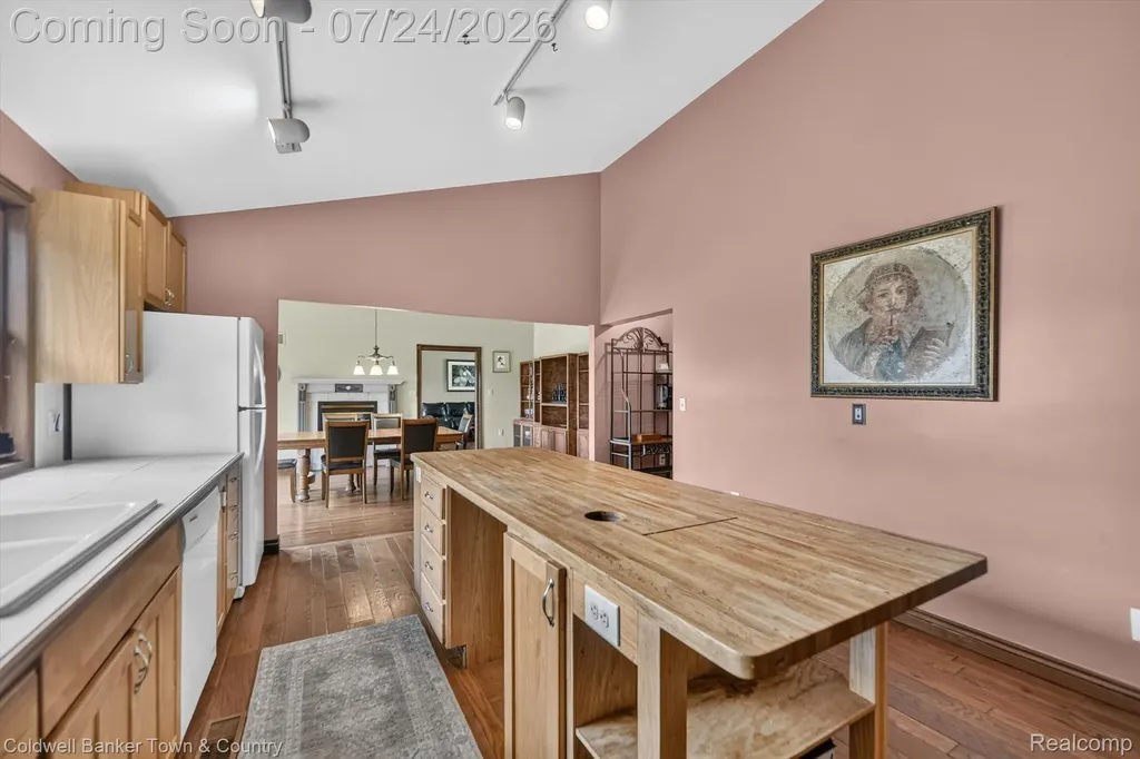 8175 Farley Road Putnam Township MI 48169