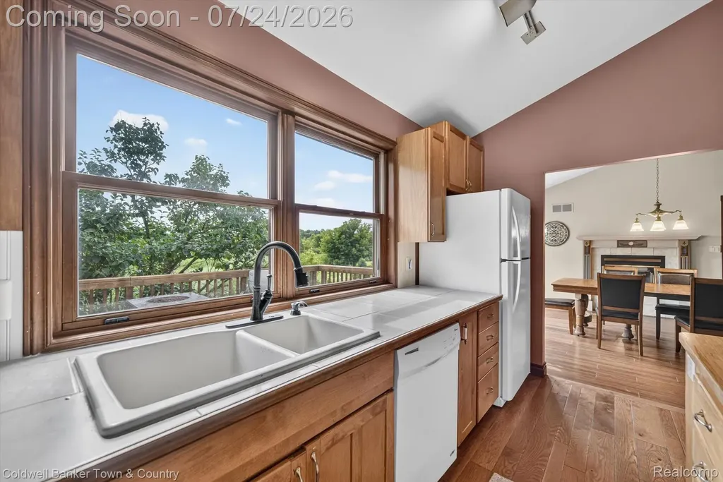 8175 Farley Road Putnam Township MI 48169