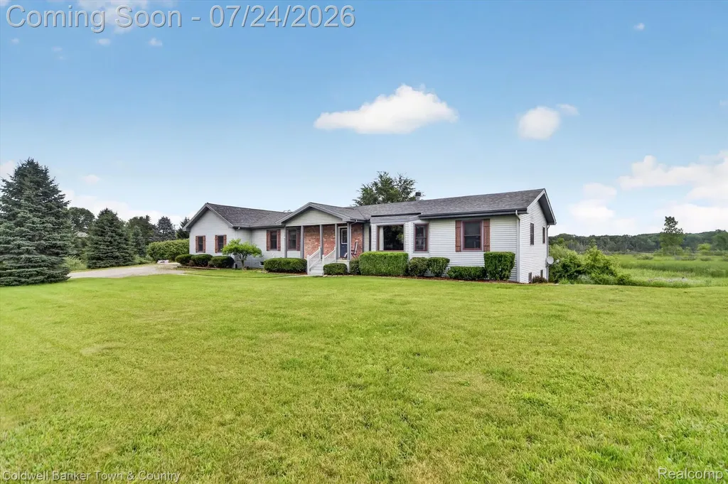 8175 Farley Road Putnam Township MI 48169