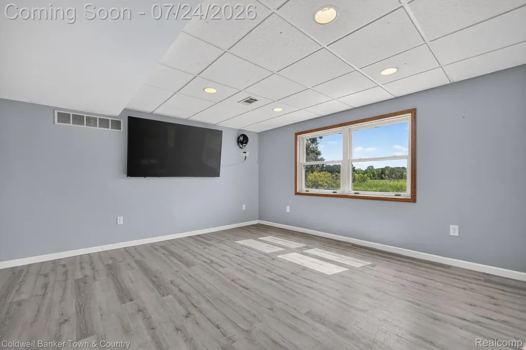 8175 Farley Road Putnam Township MI 48169