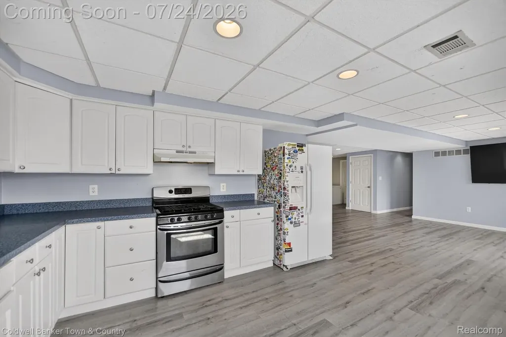 8175 Farley Road Putnam Township MI 48169