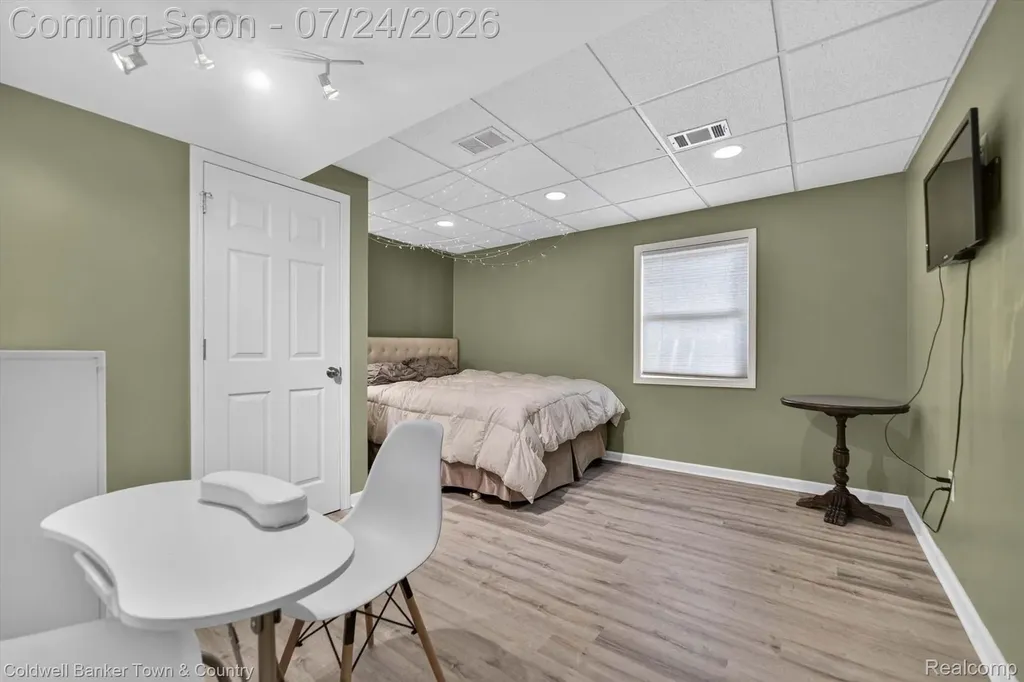 8175 Farley Road Putnam Township MI 48169