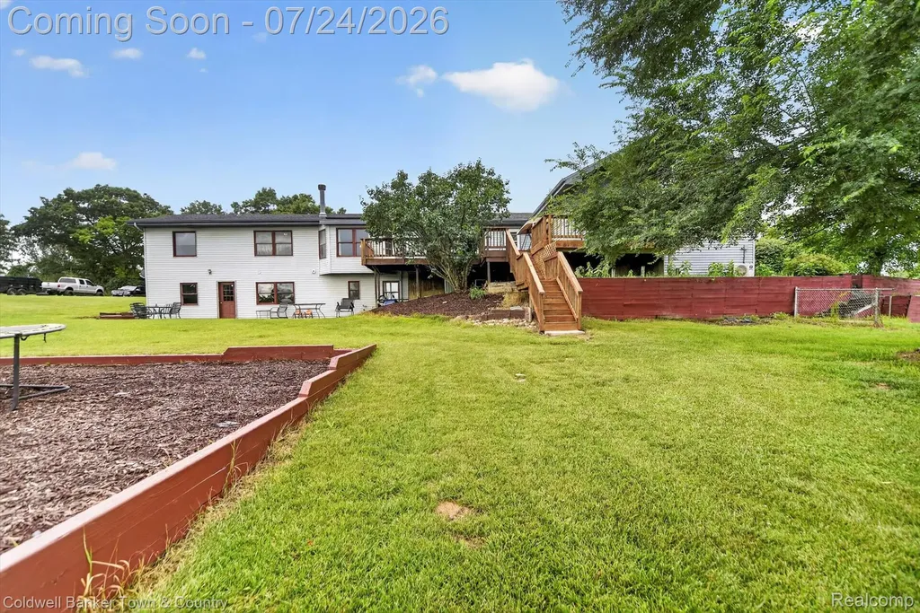 8175 Farley Road Putnam Township MI 48169