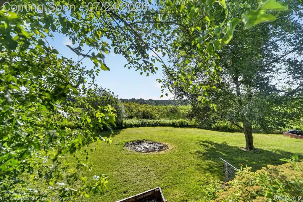 8175 Farley Road Putnam Township MI 48169