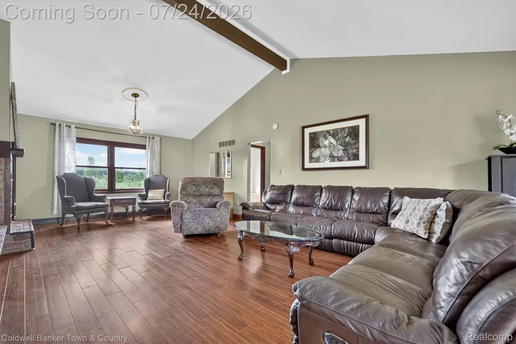 8175 Farley Road Putnam Township MI 48169