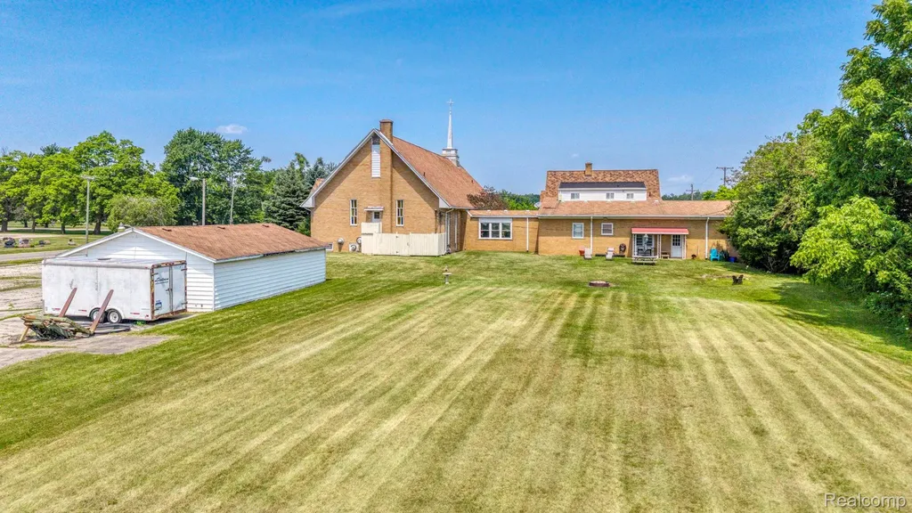 9735 Dolan Road Columbus Township MI 48063