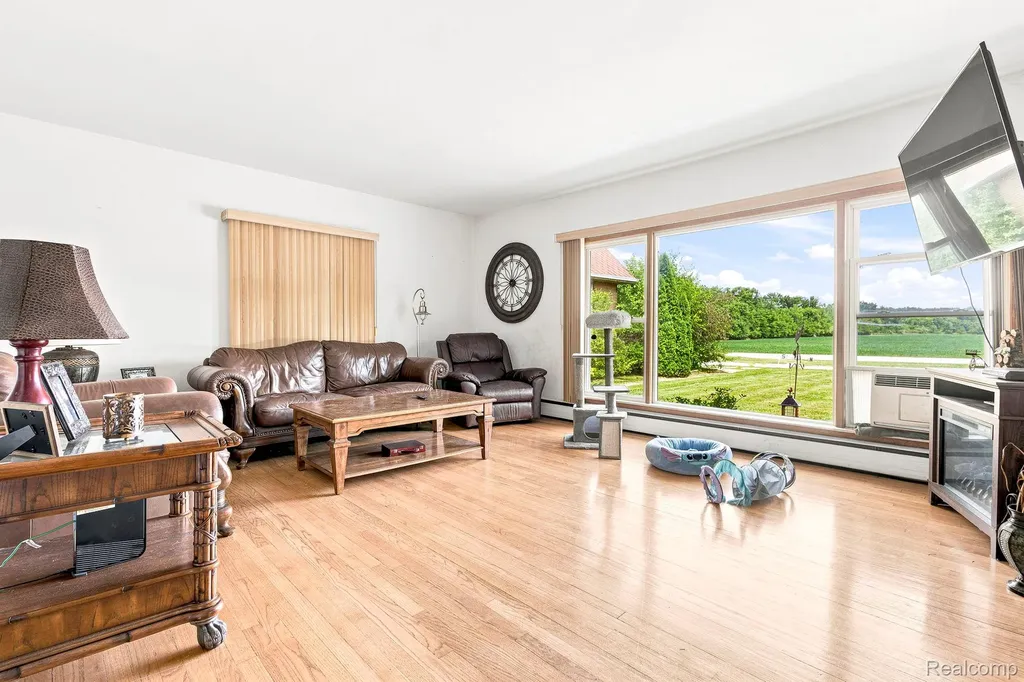 9735 Dolan Road Columbus Township MI 48063