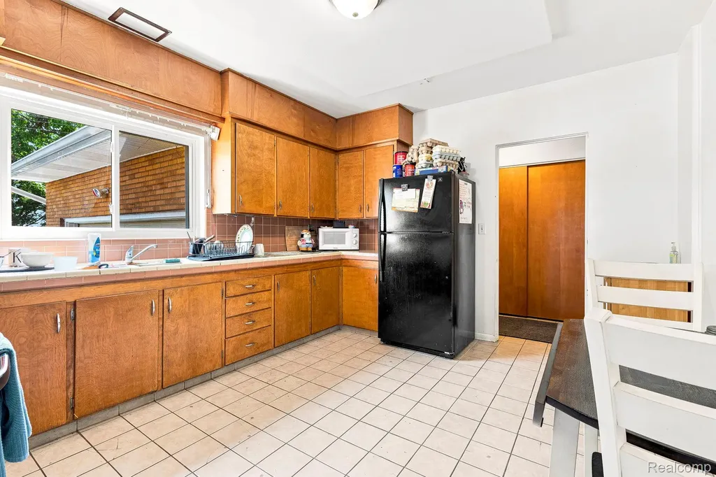 9735 Dolan Road Columbus Township MI 48063