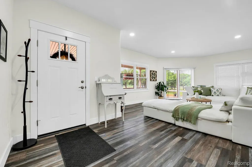 271 E Harrington Road Lexington Township MI 48422
