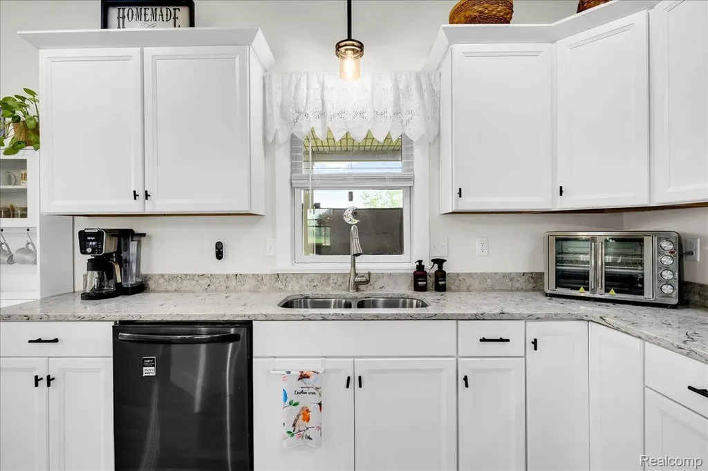 271 E Harrington Road Lexington Township MI 48422