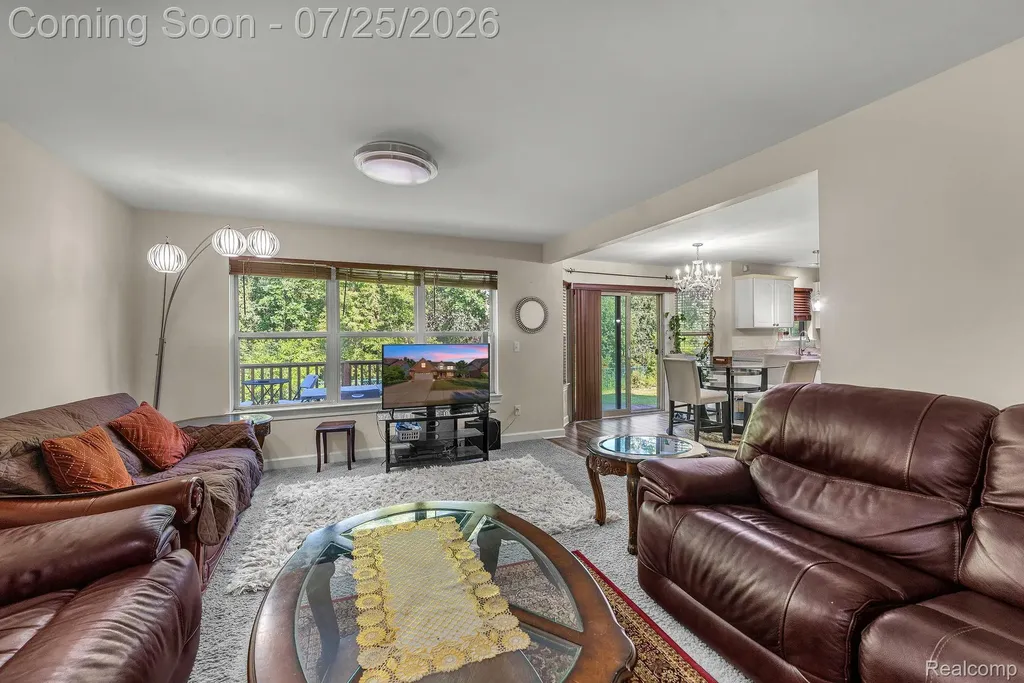 26923 Pepperwood Drive Woodhaven City MI 48183