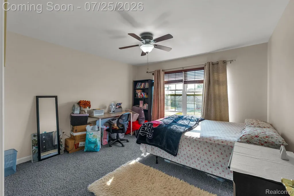 26923 Pepperwood Drive Woodhaven City MI 48183