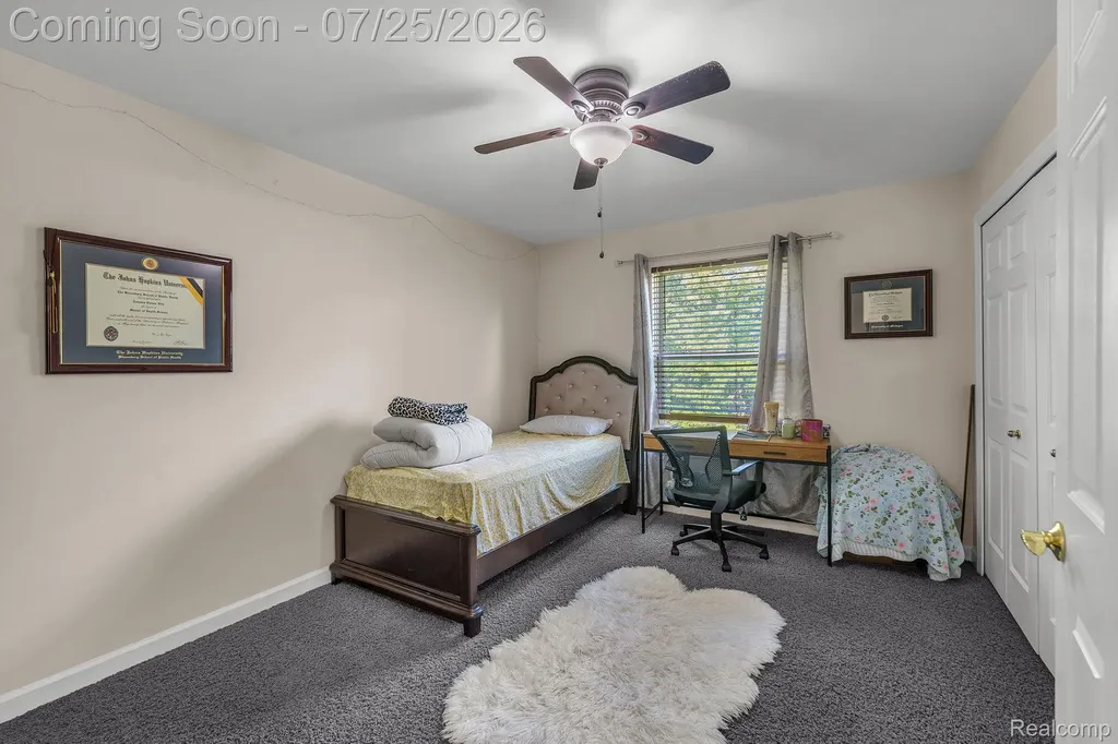 26923 Pepperwood Drive Woodhaven City MI 48183
