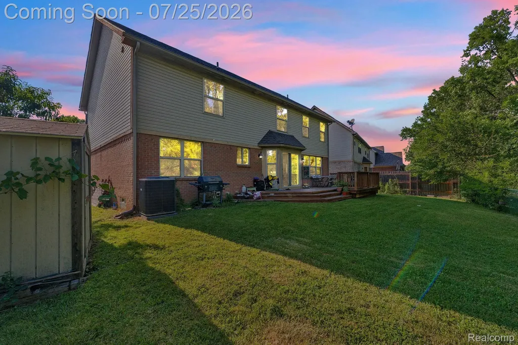 26923 Pepperwood Drive Woodhaven City MI 48183