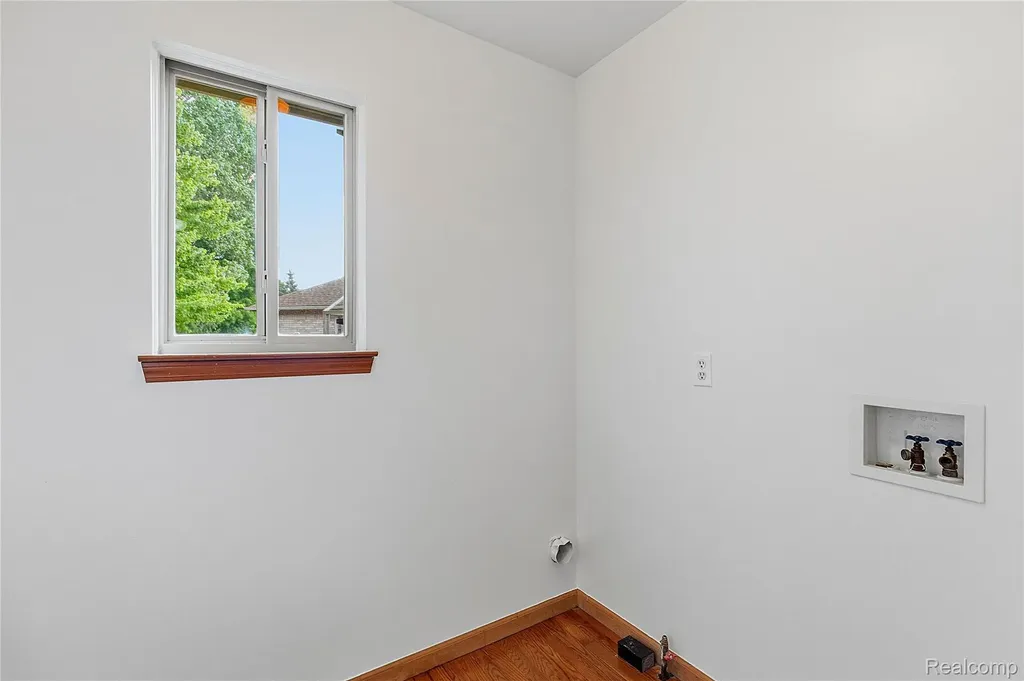48053 Mill Creek Court Chesterfield Township MI 48047