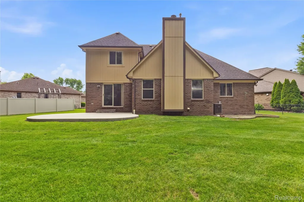 48053 Mill Creek Court Chesterfield Township MI 48047