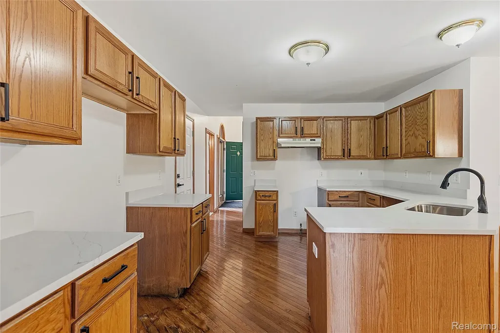 48053 Mill Creek Court Chesterfield Township MI 48047