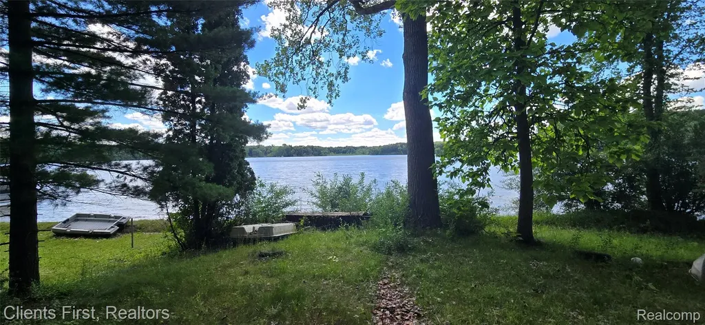 3472 Pleasant Drive Grass Lake Charter Township MI 49240