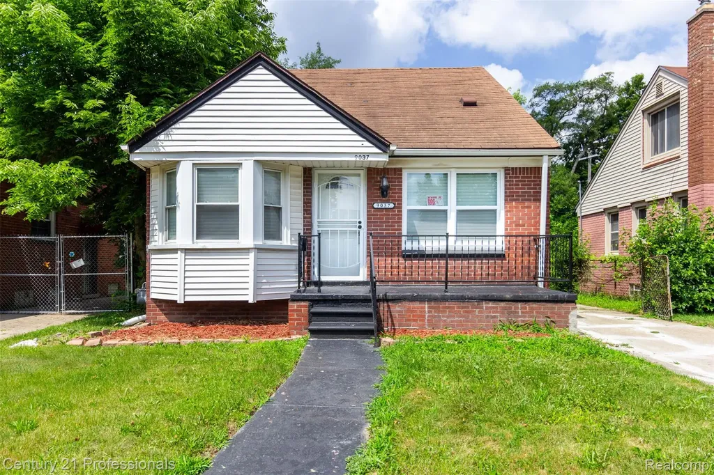 9037 Longacre Street Detroit City MI 48228