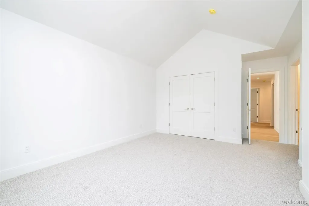 3532 Linwood Ave Avenue Royal Oak City MI 48073
