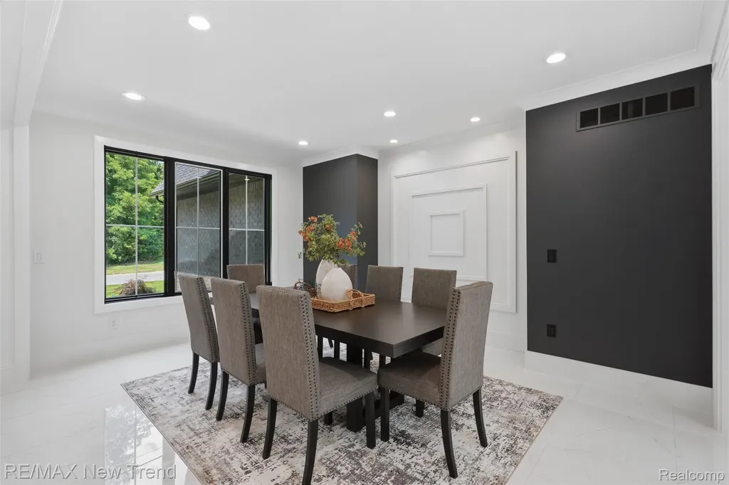 28943 Wintergreen Farmington Hills City MI 48331