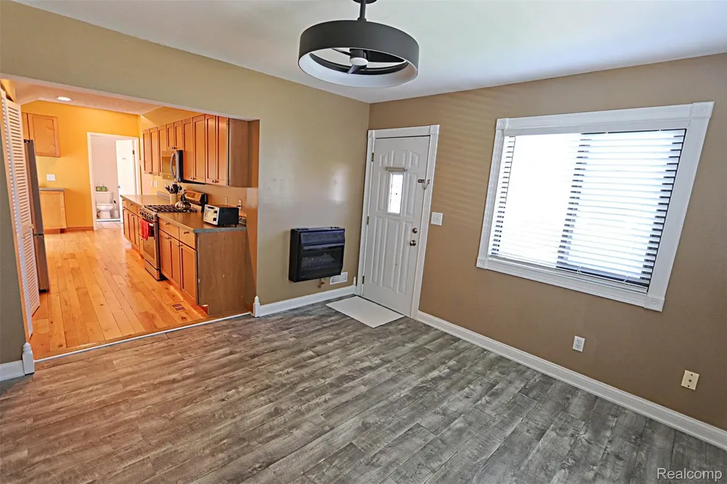 412 E Shore Drive Northfield Township MI 48189