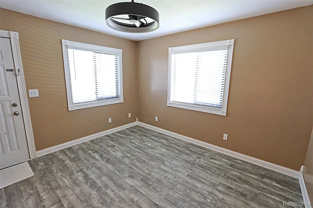 412 E Shore Drive Northfield Township MI 48189