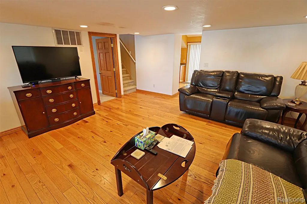 412 E Shore Drive Northfield Township MI 48189