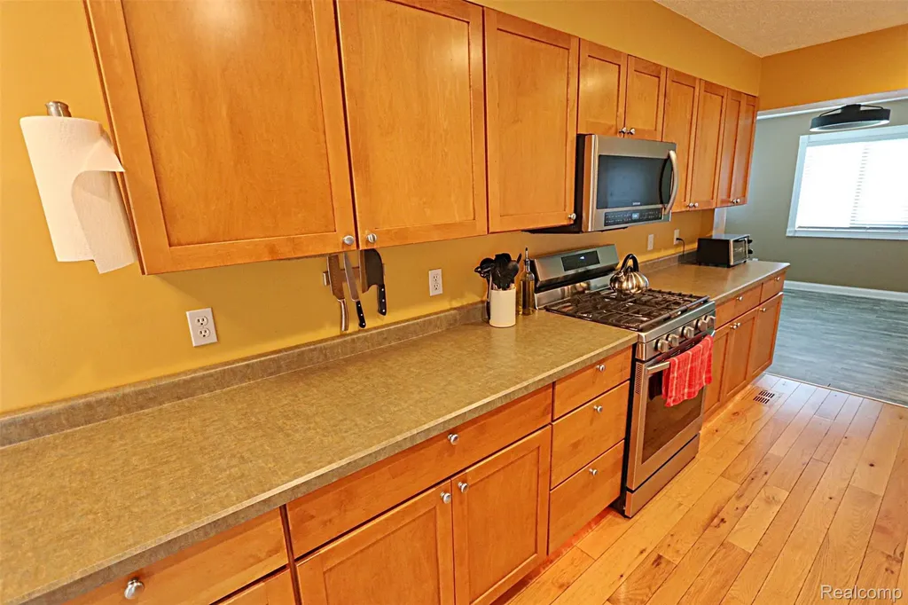 412 E Shore Drive Northfield Township MI 48189