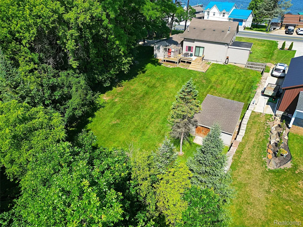 412 E Shore Drive Northfield Township MI 48189
