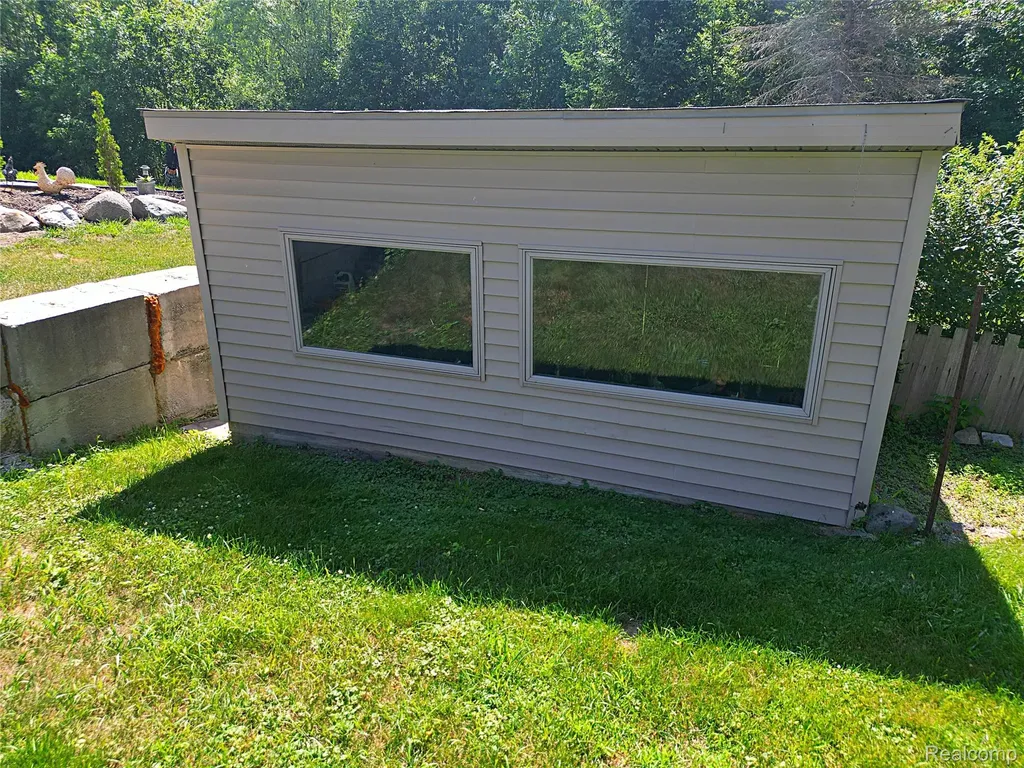 412 E Shore Drive Northfield Township MI 48189