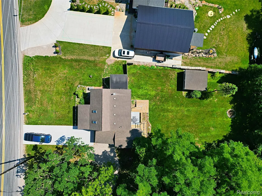 412 E Shore Drive Northfield Township MI 48189