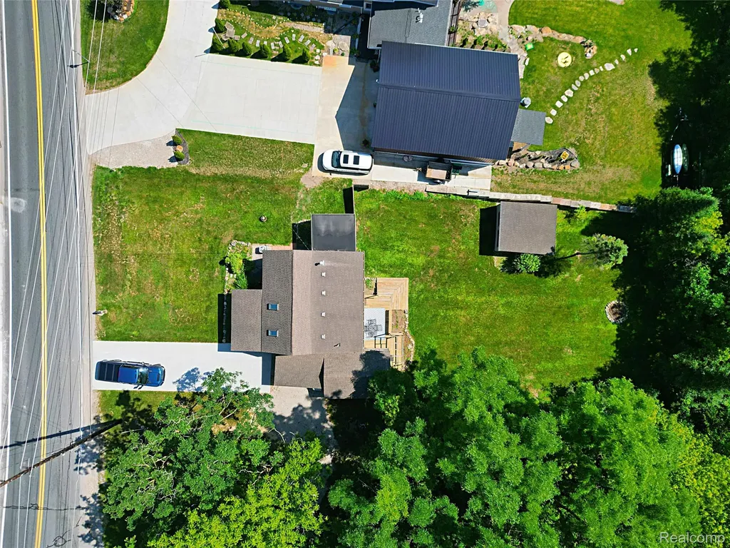 412 E Shore Drive Northfield Township MI 48189