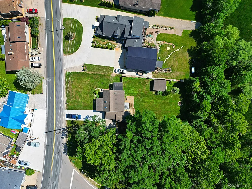 412 E Shore Drive Northfield Township MI 48189