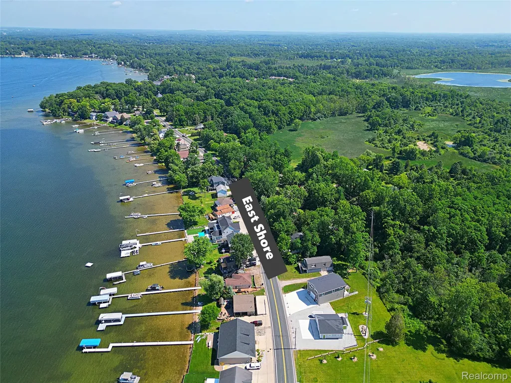 412 E Shore Drive Northfield Township MI 48189