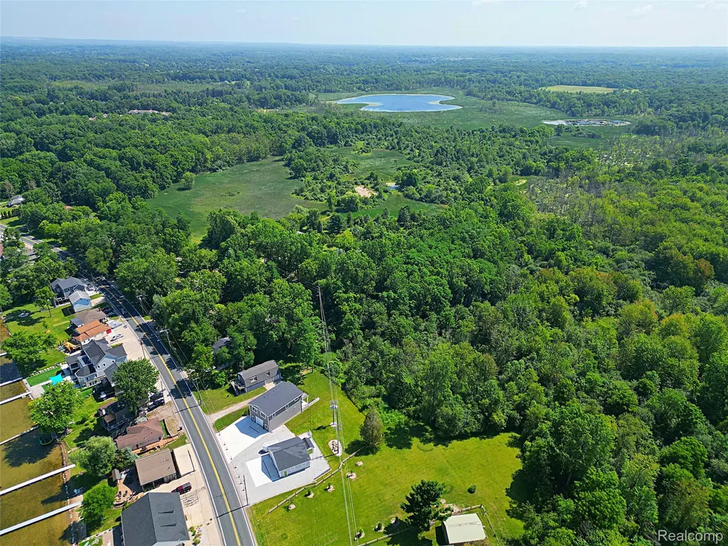 412 E Shore Drive Northfield Township MI 48189