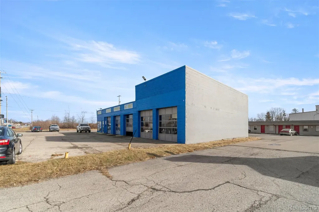 15396 S Dixie Highway Monroe Charter Township MI 48161
