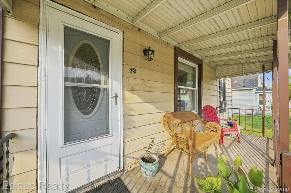 75 E Cicotte Street River Rouge City MI 48218