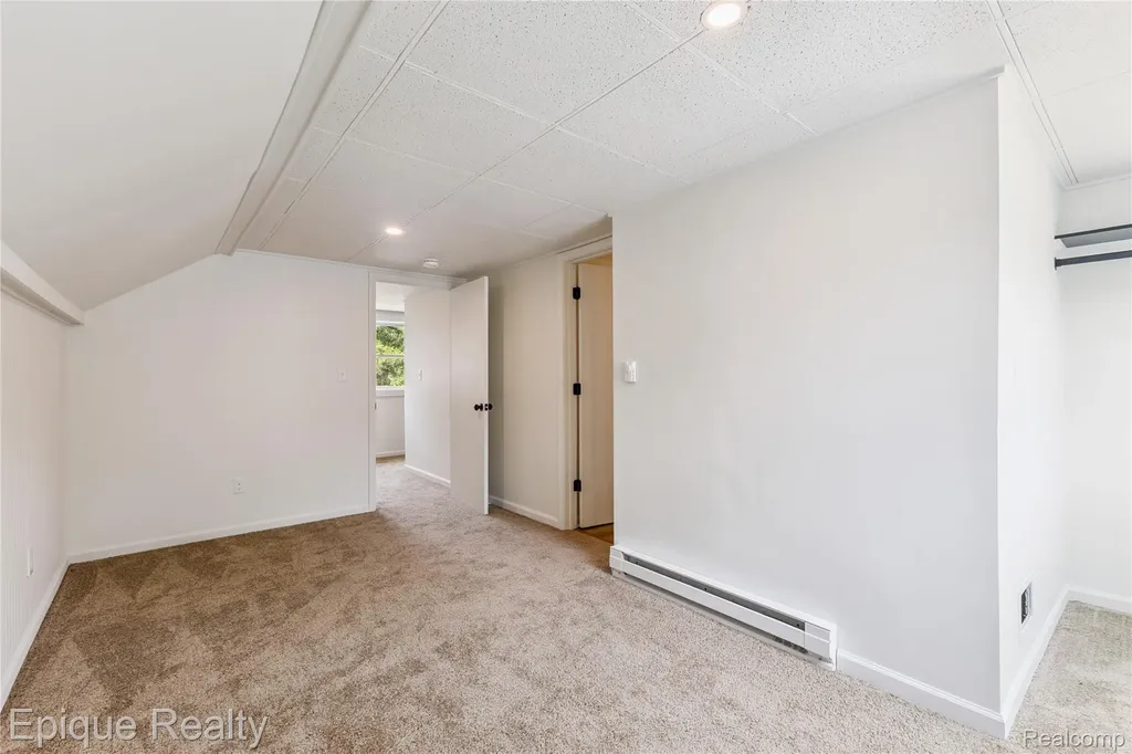 1808 W 12 Mile Road Royal Oak City MI 48073