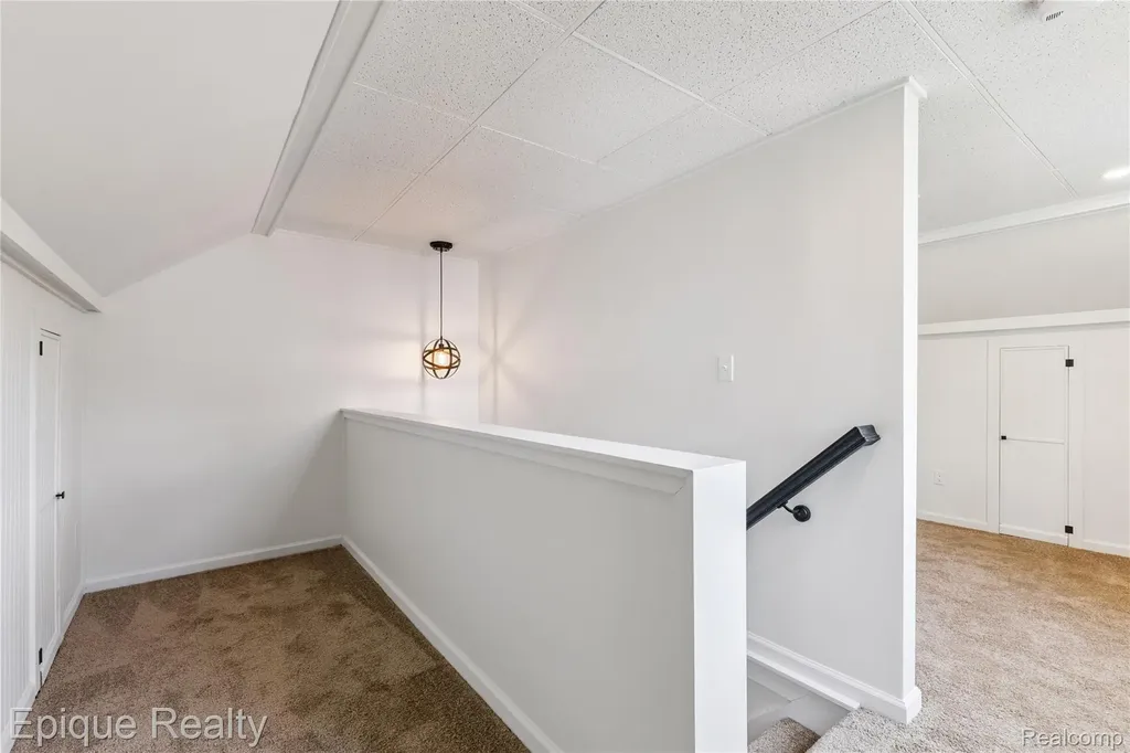 1808 W 12 Mile Road Royal Oak City MI 48073
