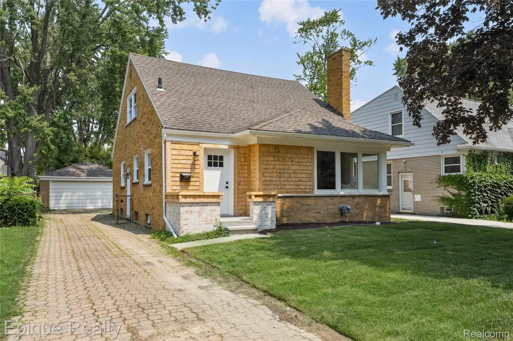 1808 W 12 Mile Road Royal Oak City MI 48073