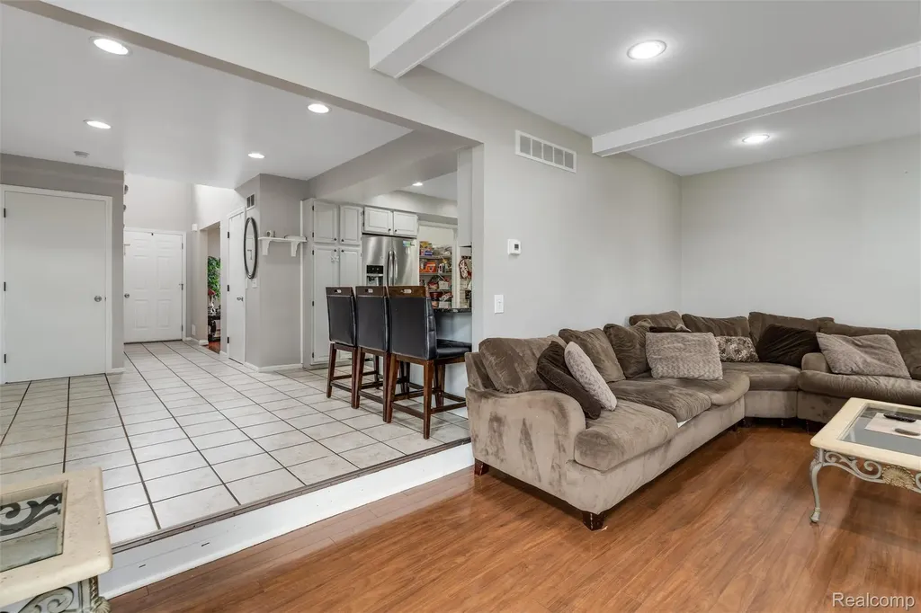 42161 Schoenherr Road Sterling Heights City MI 48313