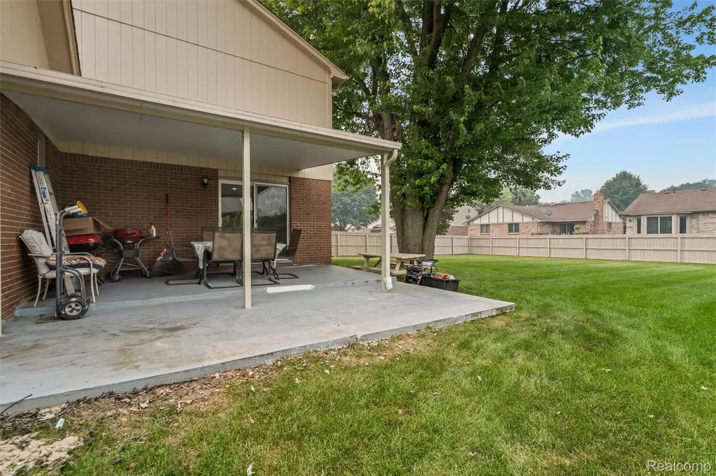 42161 Schoenherr Road Sterling Heights City MI 48313