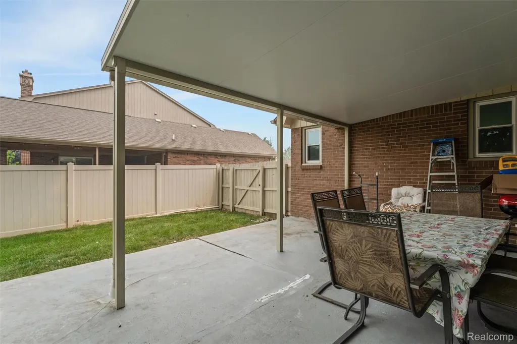 42161 Schoenherr Road Sterling Heights City MI 48313