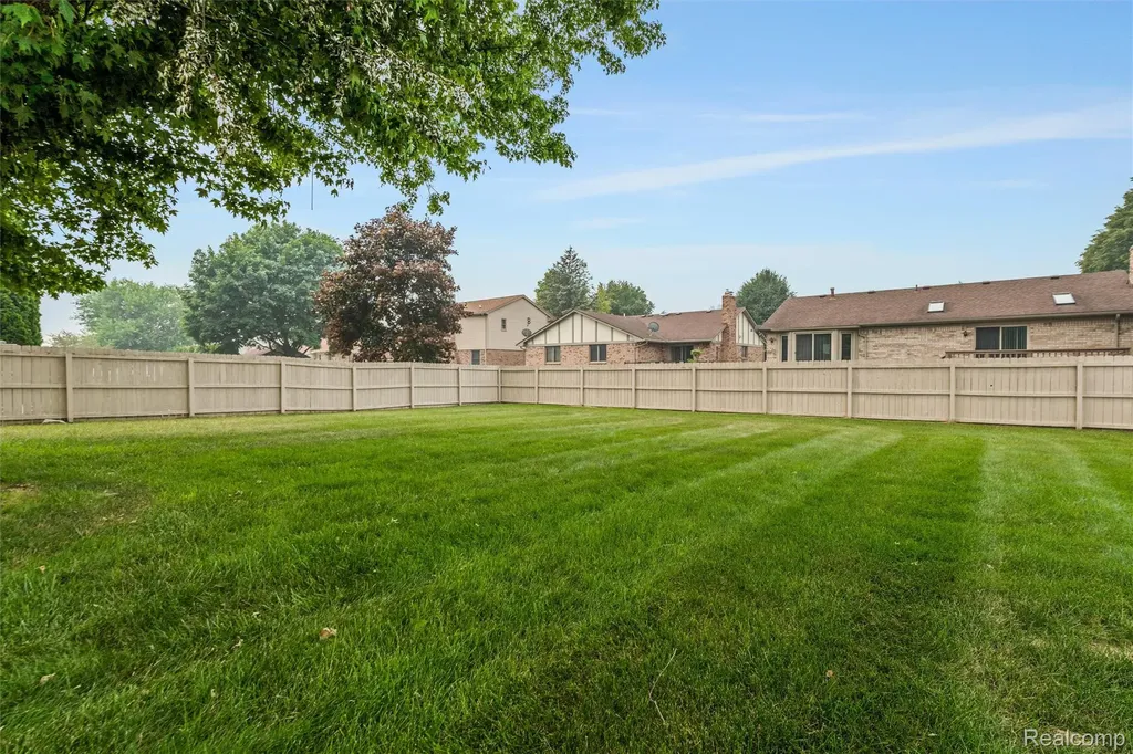 42161 Schoenherr Road Sterling Heights City MI 48313