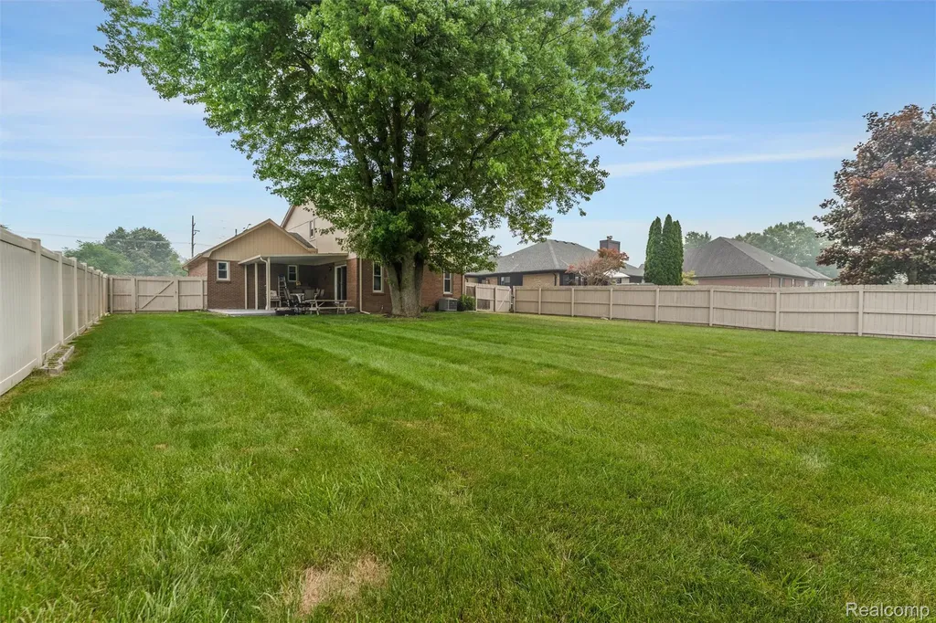 42161 Schoenherr Road Sterling Heights City MI 48313