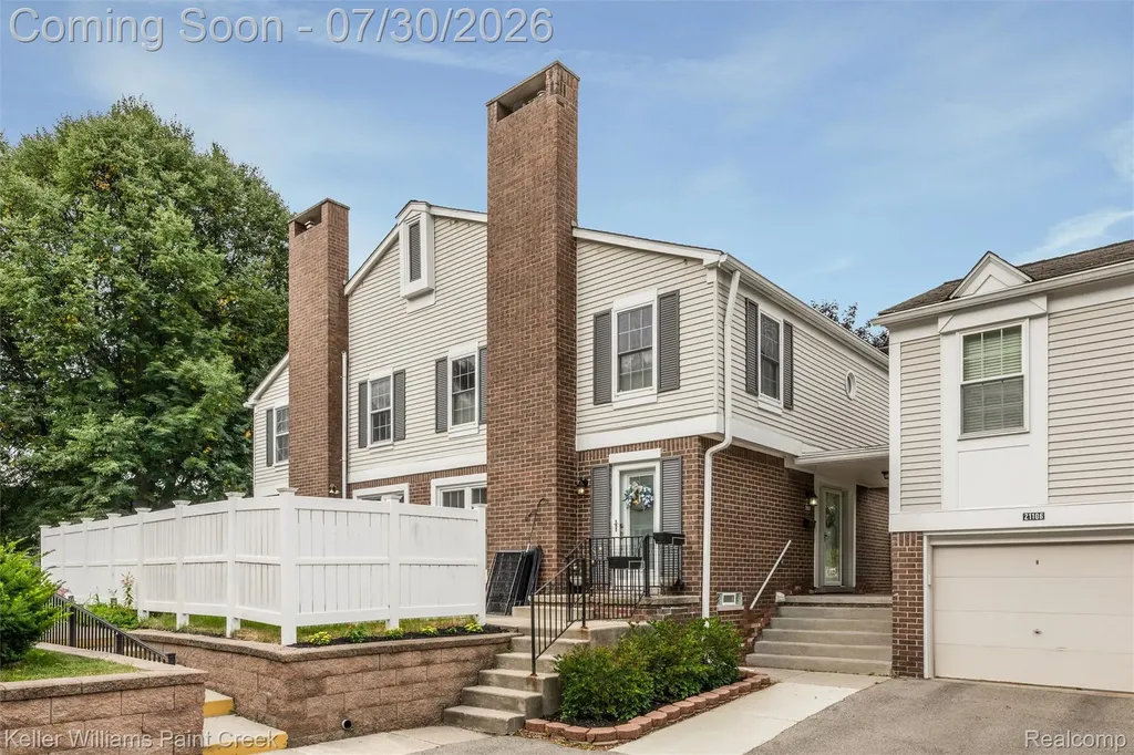 21110 E Glen Haven Circle Novi City MI 48167