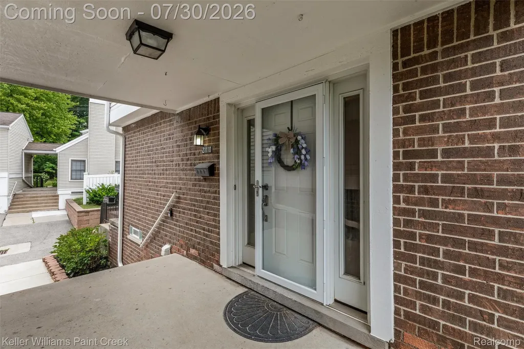 21110 E Glen Haven Circle Novi City MI 48167