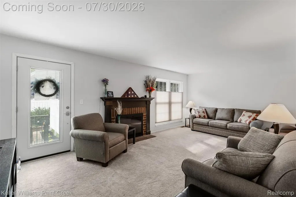 21110 E Glen Haven Circle Novi City MI 48167
