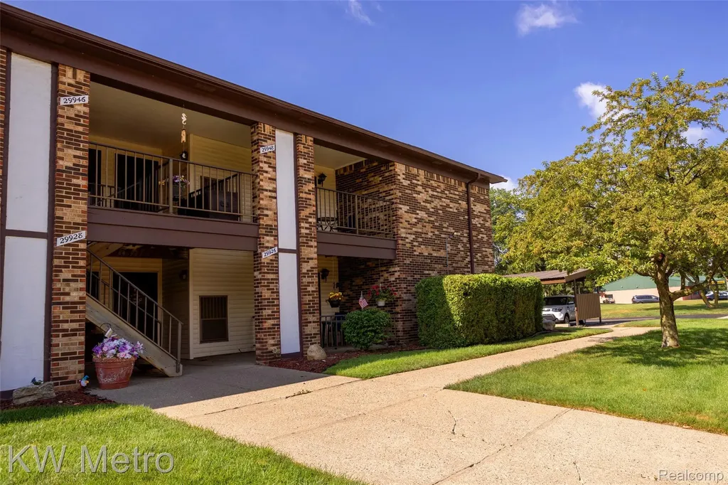 29948 Utica Road Roseville City MI 48066